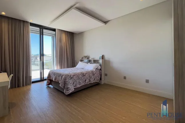 Imagem Casa em Condomínio para Venda em Camboriú, Santa Regina, 3 dormitórios, 3 suítes, 4 banheiros, 4 vagas