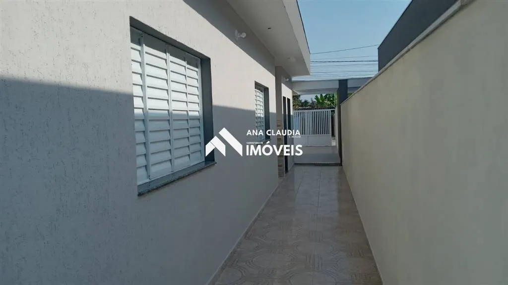 Imagem Casa a venda na cidade itanhaem
