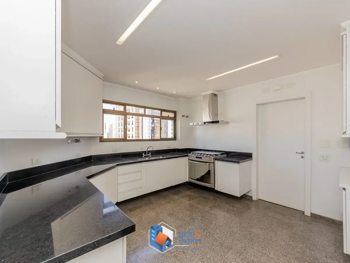 Imagem Apartamento para venda em Jardim Paulista com 3 quartos, sendo 3 suítes, 394m²