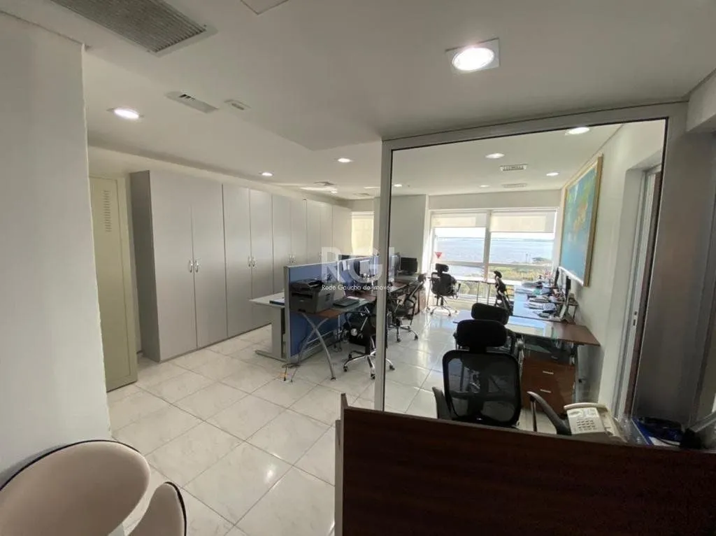 Imagem Salas Comerciais ,Imóvel MOBILIADO com 121m²