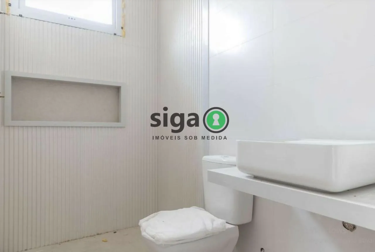 Imagem Casa a venda no Alto da Boa Vista com 4 quartos
