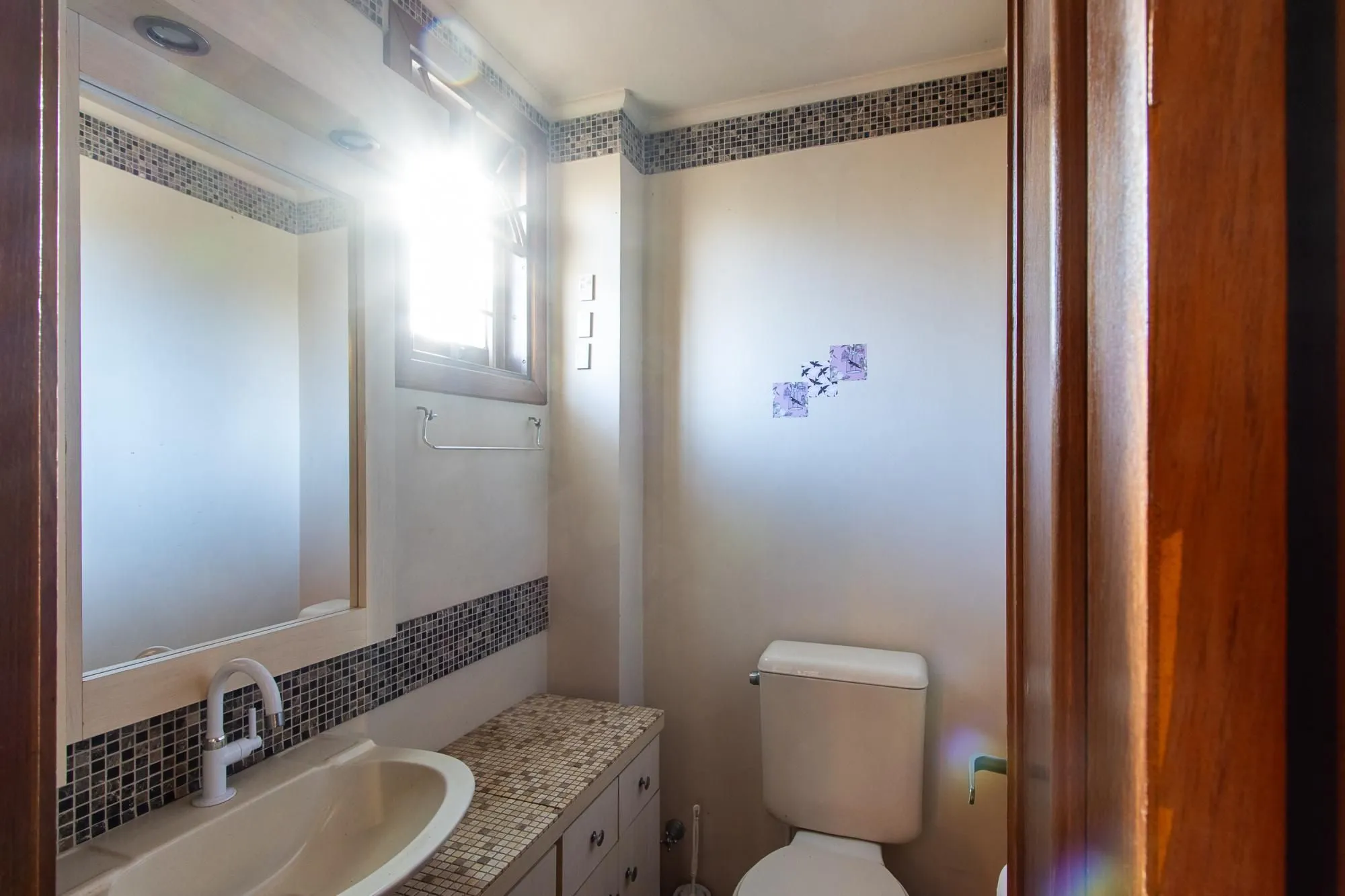 Imagem Casa 3 dormitórios, 1 suíte, 2 vagas - Bairro Camaquã