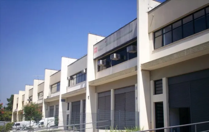 Imagem Galpão para Alugar, 1.000 m² em Tamboré - Barueri