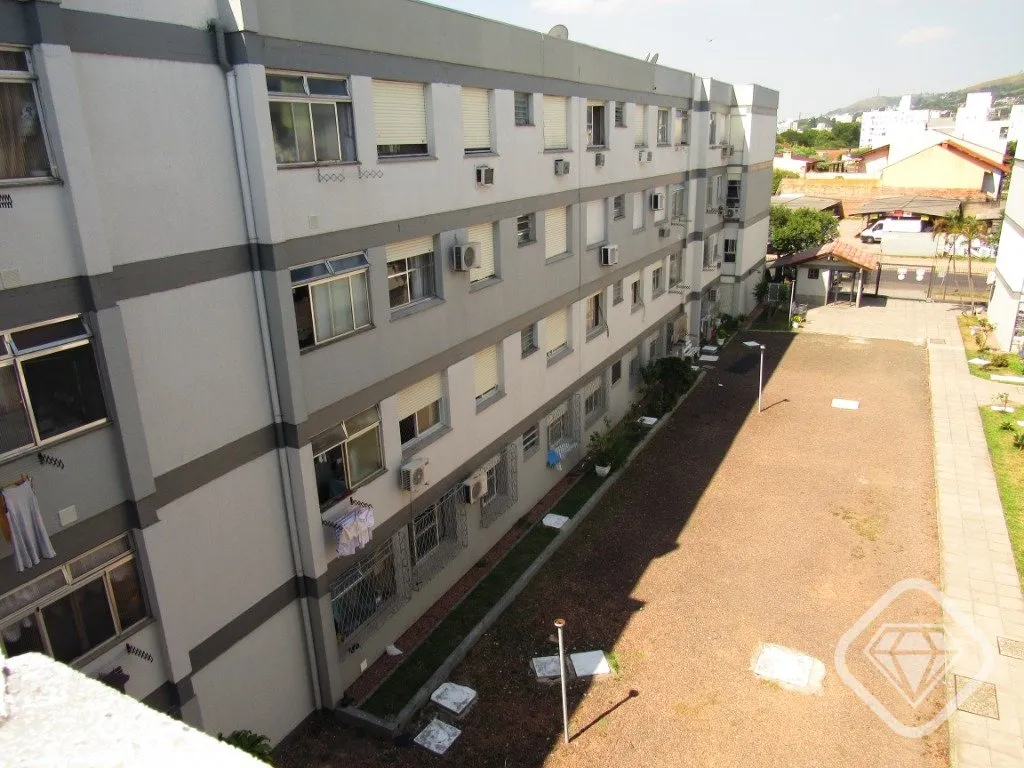 Imagem Apartamento no bairro Camaquã, com excelente aproveitamento dos espaços e baixo custo condominial....