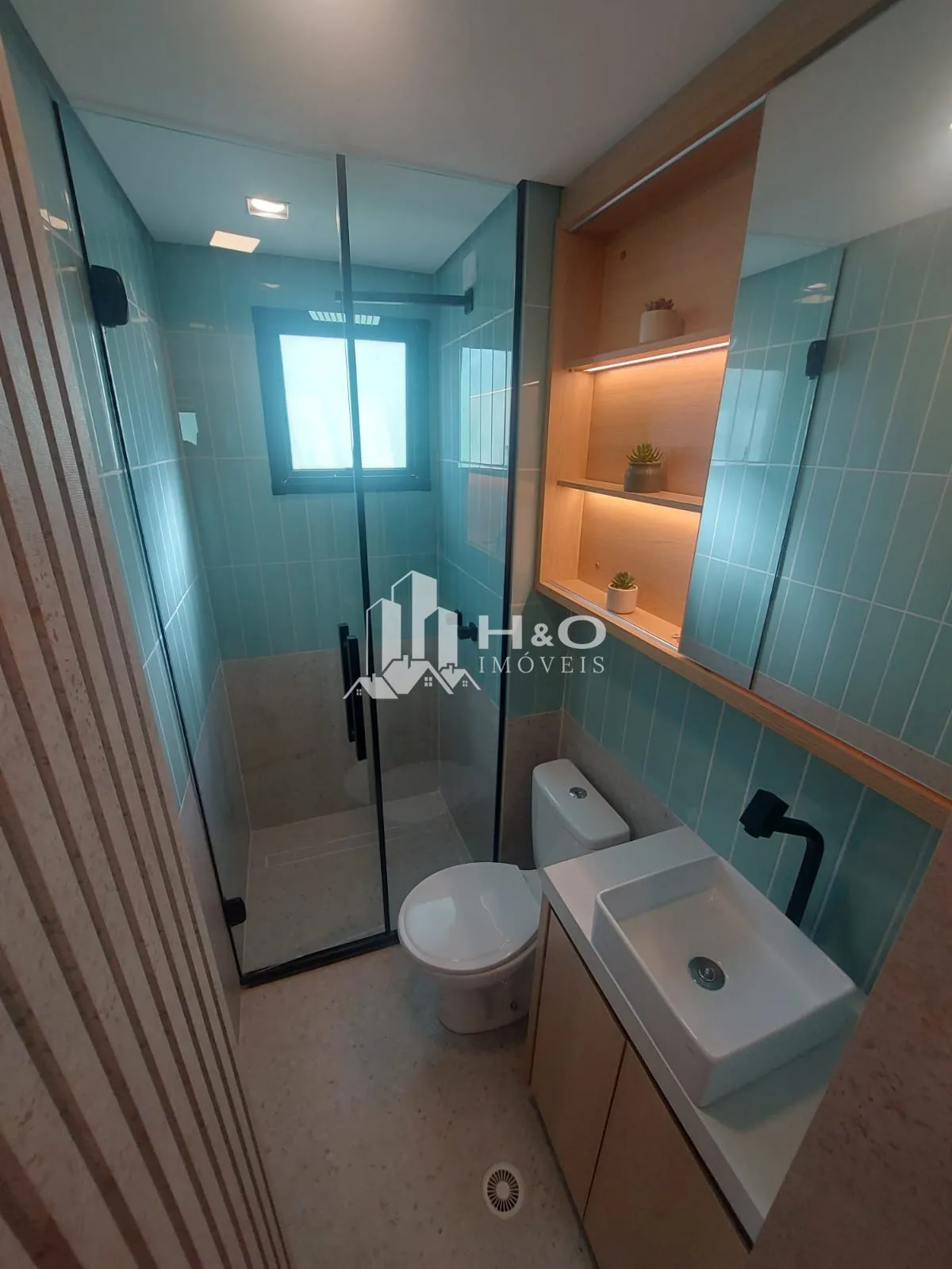 Imagem Apartamento à Venda no Tatuapé - 2 Dormitórios, Decorado e Porteira Fechada