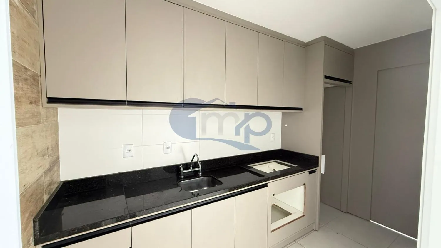 Imagem Apartamento a venda 2 quartos sendo 1 suite no centro de Passo de Torres/SC