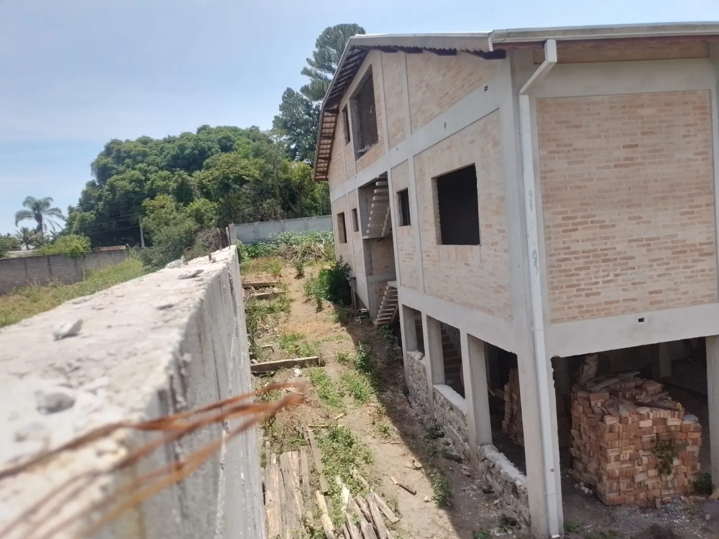 Imagem Casa à venda 3 Quartos, 2 Suites, 4 Vagas, Vitória Vale III, Pindamonhangaba - SP