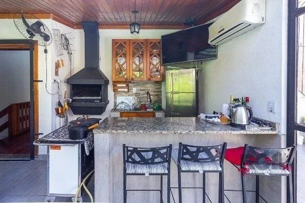 Imagem Cobertura para Venda - 100.94m², 3 dormitórios, sendo 1 suites, 2 vagas - Petrópolis