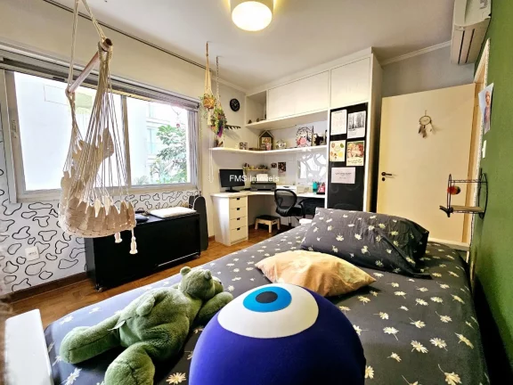 Imagem Apartamento no Bairro Itaim Bibi com 3 Quartos sendo 1 Suíte, 4 Banheiros, 1 Vaga de Garagem.