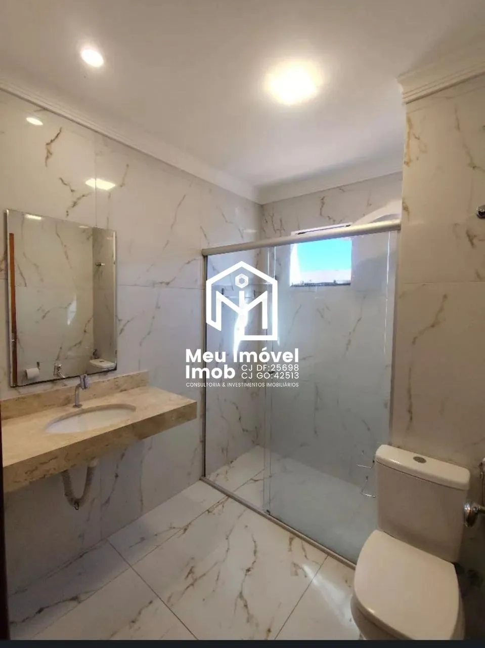Imagem Casa 3 Quartos 1 Suíte 200m² 4 Vagas Águas Claras/DF