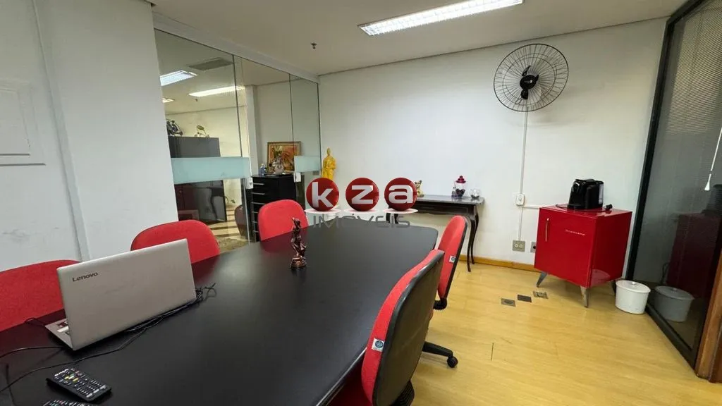 Imagem Sala comercial com 85 metros no Edificio Banco América do Sul, em Campinas-SP, 2 salas, 2 banheiros, 2 vagas.