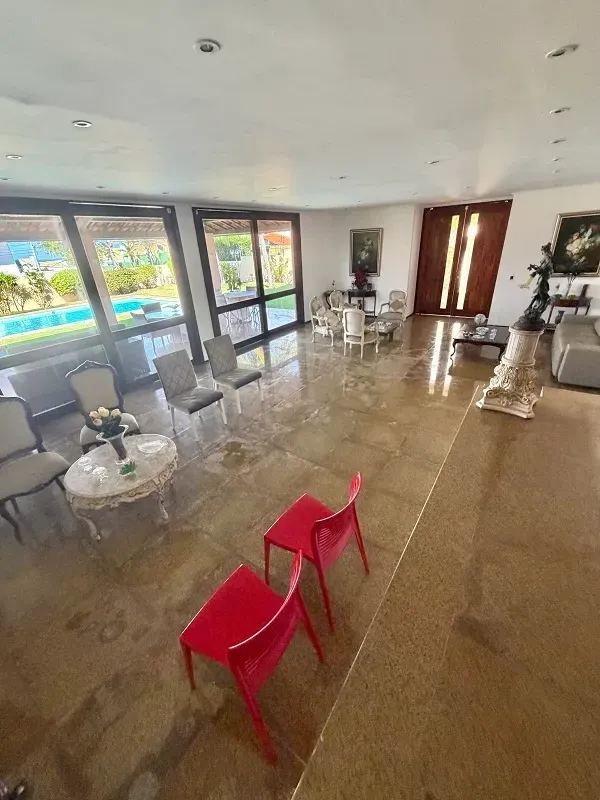 Imagem Casa com 5 Quartos à Venda, 600 m² em De Lourdes - Fortaleza