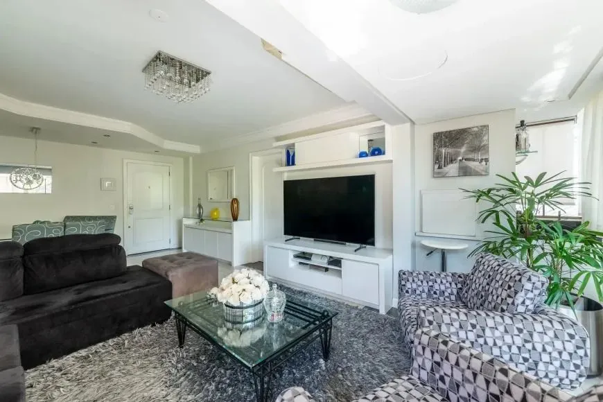 Imagem Apartamento Garden com 3 dormitórios e pátio ensolarado
