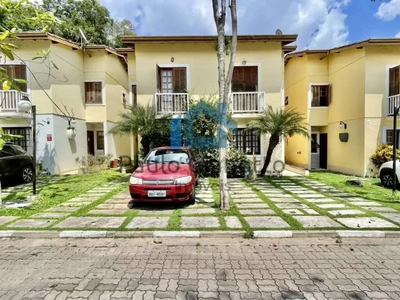 Foto do imóvel Casa à Venda em Condomínio na Região da Granja Viana em Estrada dos Galdinos