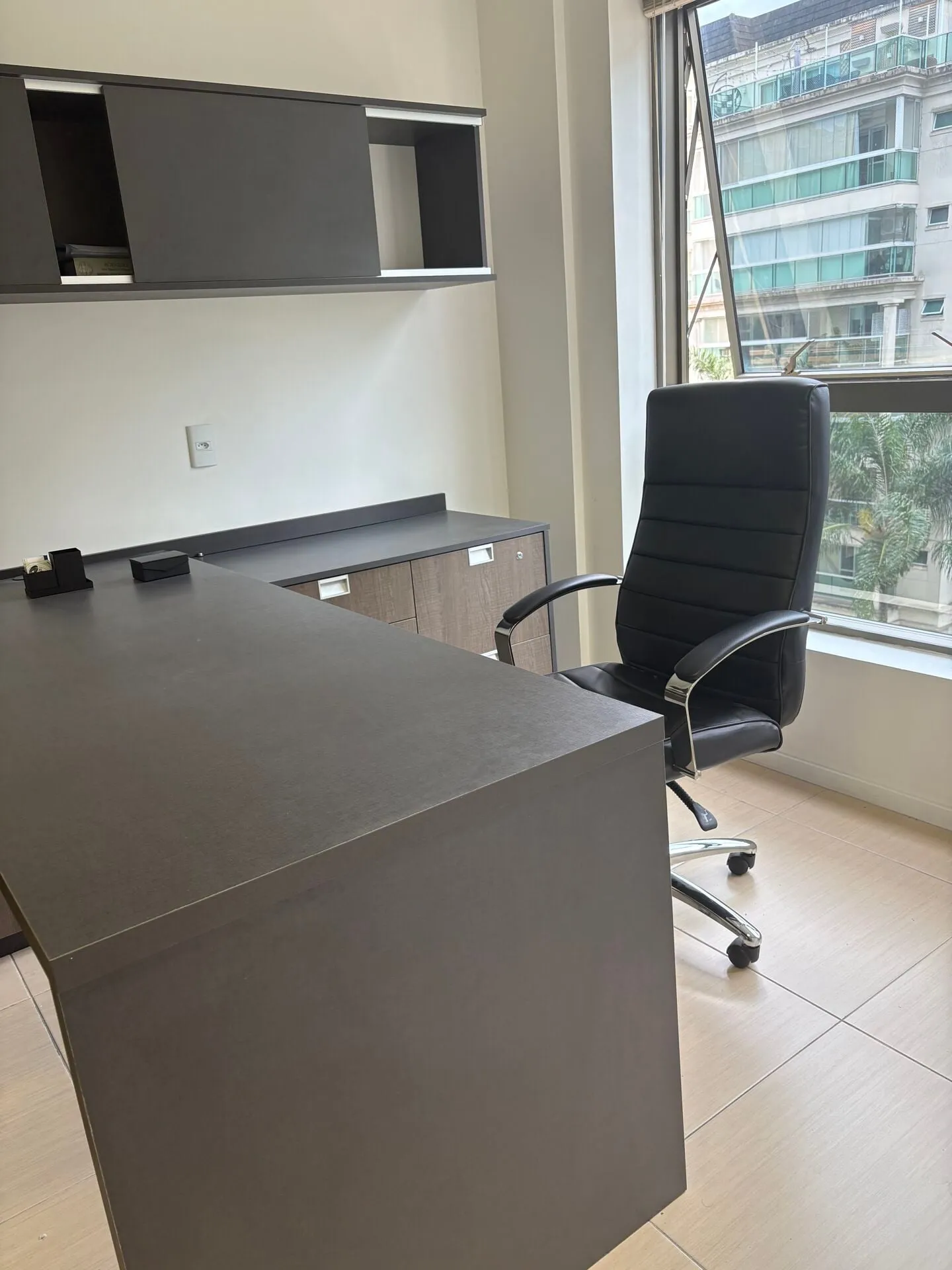 Imagem Sala comercial para alugar no bairro Zona Oeste em Rio de Janeiro/RJ