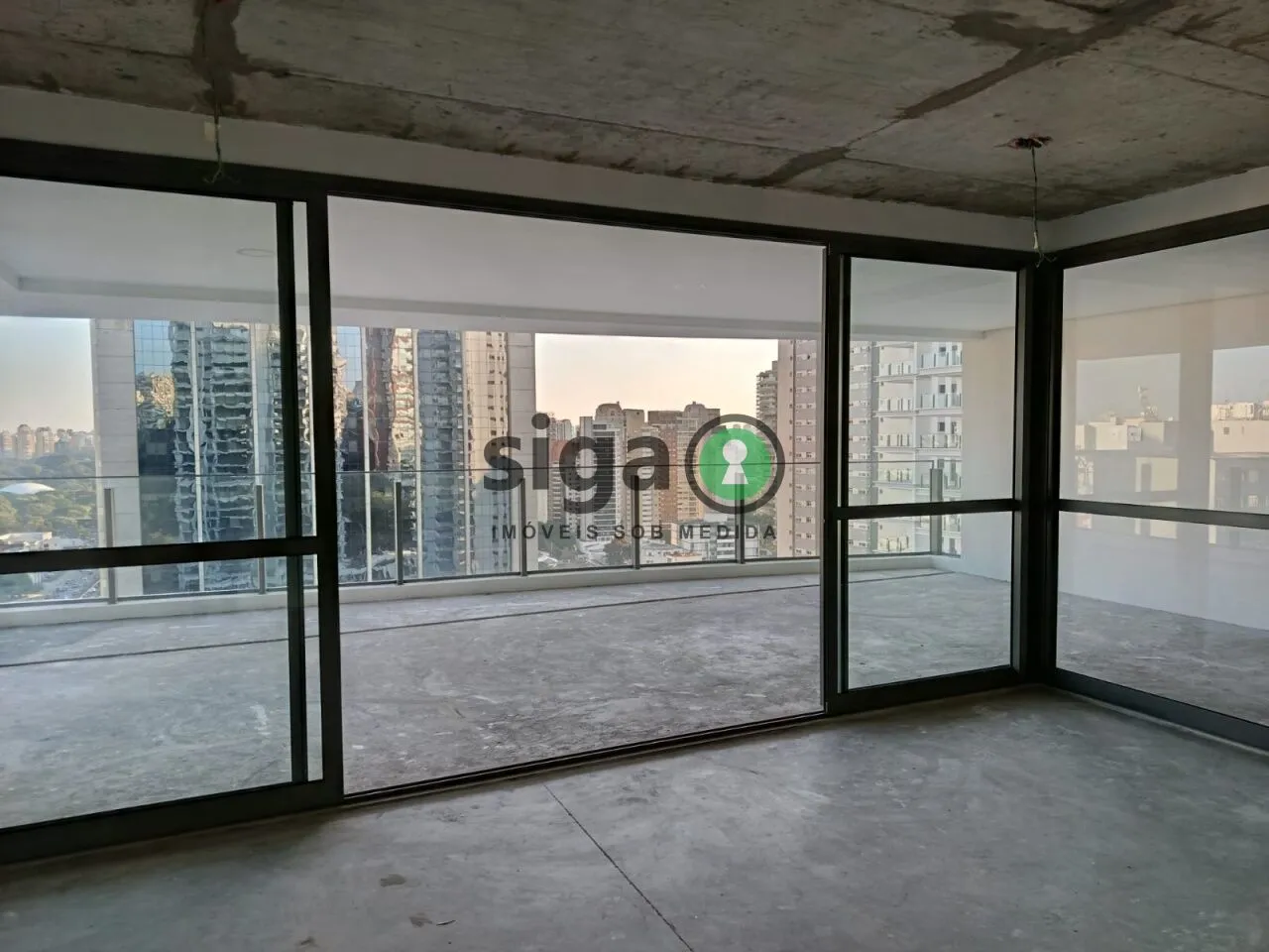 Imagem Apartamento 267 m² Paraíso