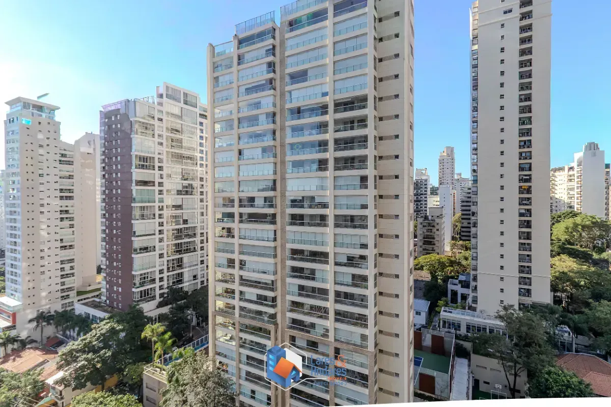 Imagem Apartamento para venda em Campo Belo com 3 quartos, sendo 3 suítes, 222m²