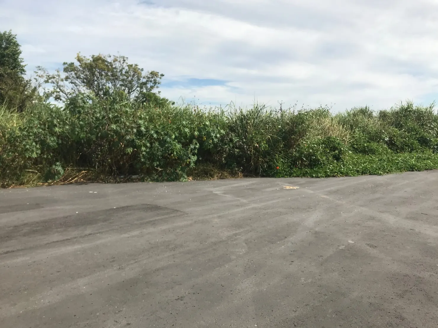 Imagem Terreno à venda 127M², Conjunto Habitacional Terra dos Ipês W, Pindamonhangaba - SP