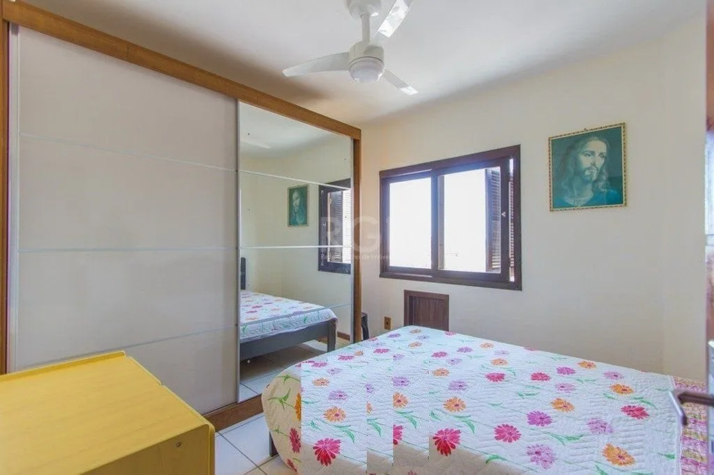 Imagem Cobertura para Venda - 120m², 3 dormitórios, sendo 1 suites, 1 vaga - Centro