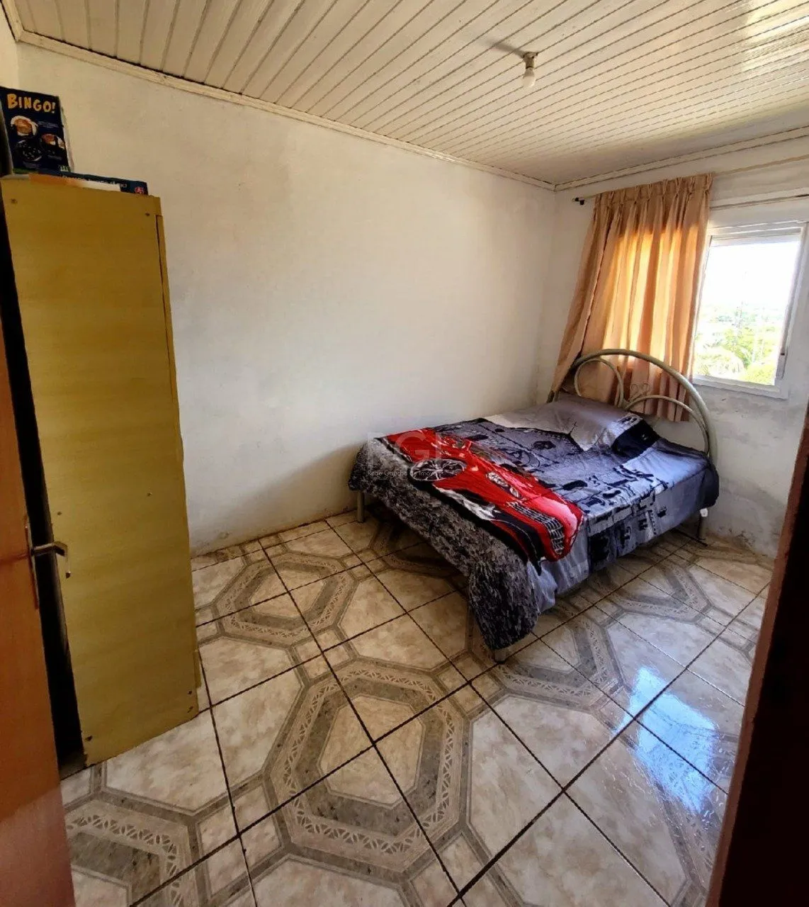 Imagem Casa com 3 quartos, 1 suíte, vaga, varanda, no bairro Hilda, Cruz Alta/RS