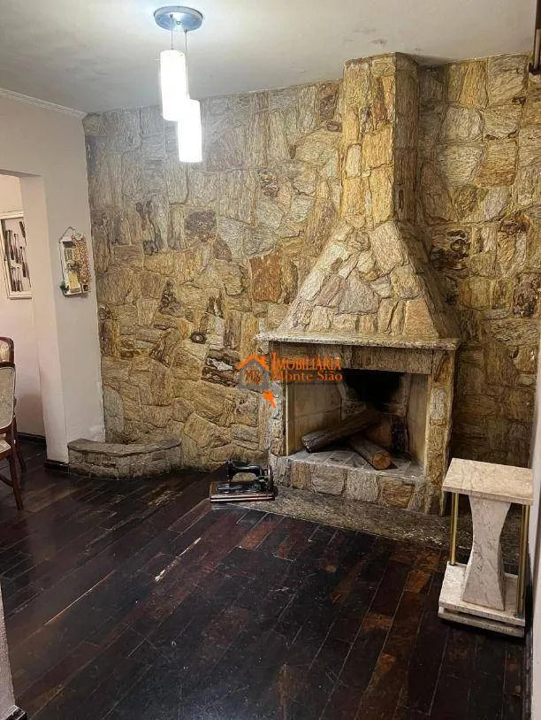 Imagem Sobrado com 4 dormitórios à venda, 250 m² por R$ 800.000,00 - Conjunto Residencial Paes de Barros - Guarulhos/SP