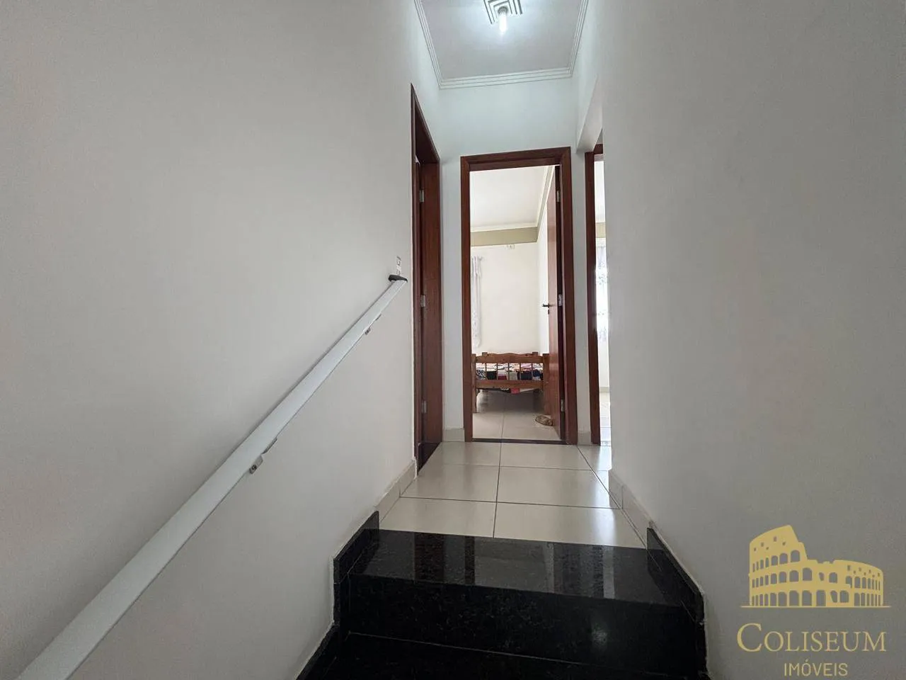 Imagem Casa com 3 dormitórios à venda, 113 m² por R$ 636.000,00 - Vila Guilhermina - Praia Grande/SP