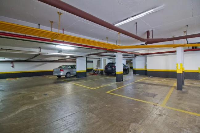 Imagem CONDOMÍNIO PORTO CERVO - Vende-se apto de 149m² (Unidade de Revenda), a 854m do Metrô Moema!