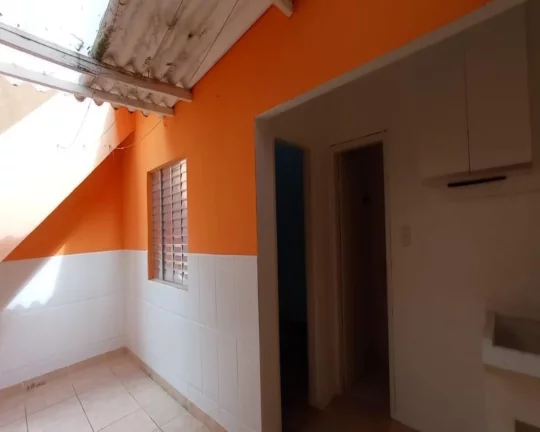 Imagem Sobrado com 2 Quartos à venda, 200m² - Vila Polopoli