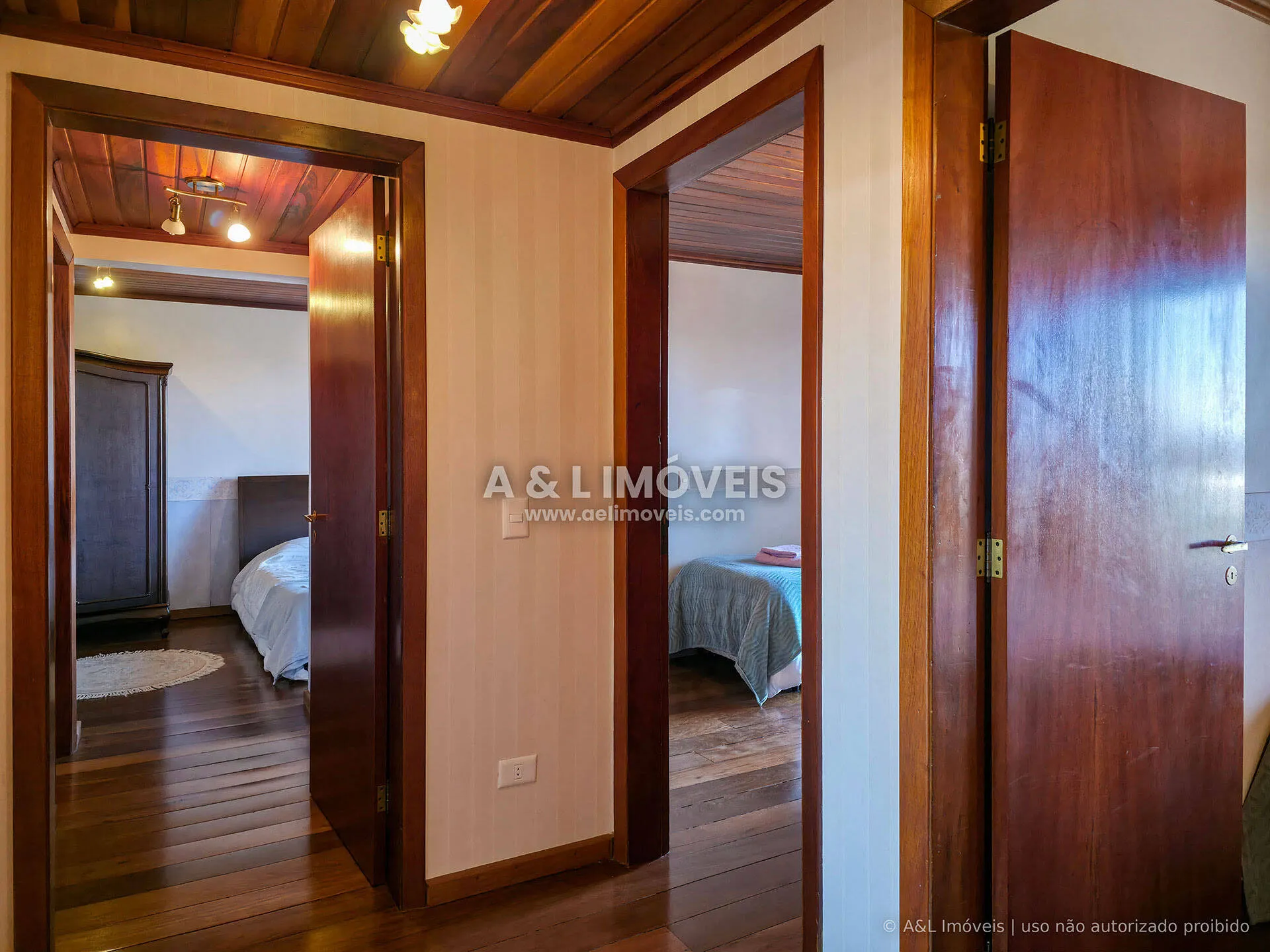 Imagem Apartamento duplex à venda em Campos do Jordão com 4 dormitórios