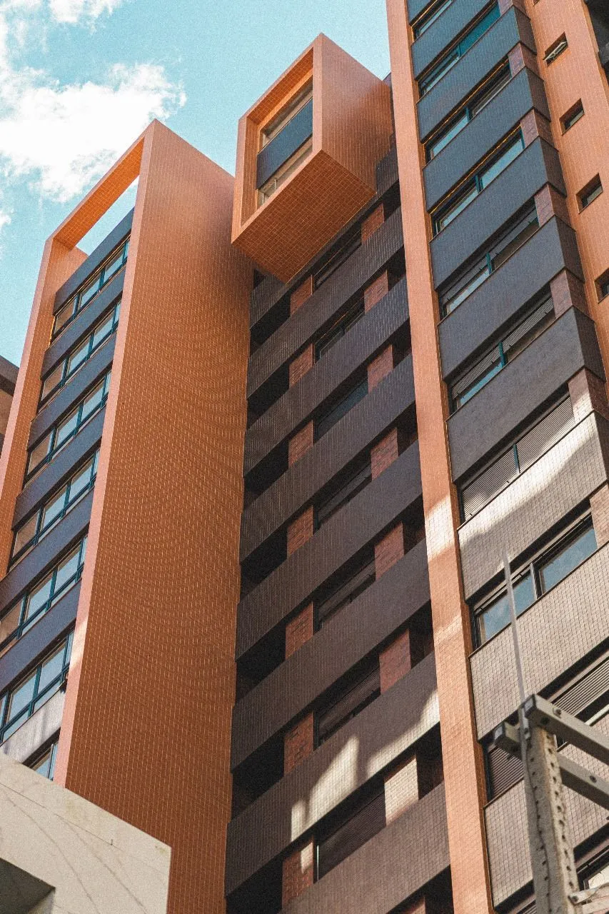 Imagem Apartamento à venda em Torres, Predial, com 1 quarto, 61.01m2