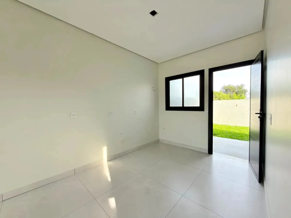 Imagem CASA EM BAIRRO À VENDA