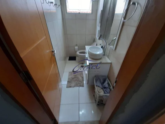 Imagem Sobrado de 3 dormitórios com 2 vagas de garagem coberta