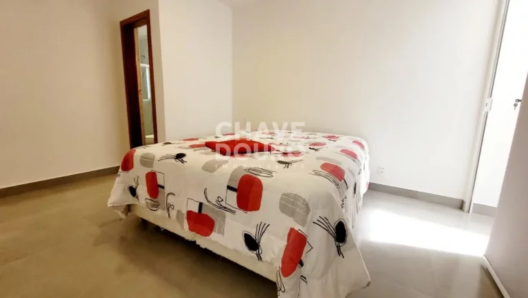 Imagem Apartamento 2 Quartos (1 Suíte), 1 escritório com 90m² no Alto