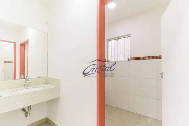 Imagem Casa Comercial de156 m² com 9 salas 5 banheiros 3 vagas 1 copa