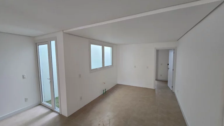 Imagem Casa 3 quartos sendo 1 suíte para venda no bairro Vinhedos em Caxias do Sul