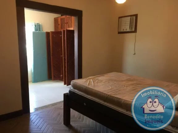Imagem Vendo casa bem localizada em Porto Seguro Village II