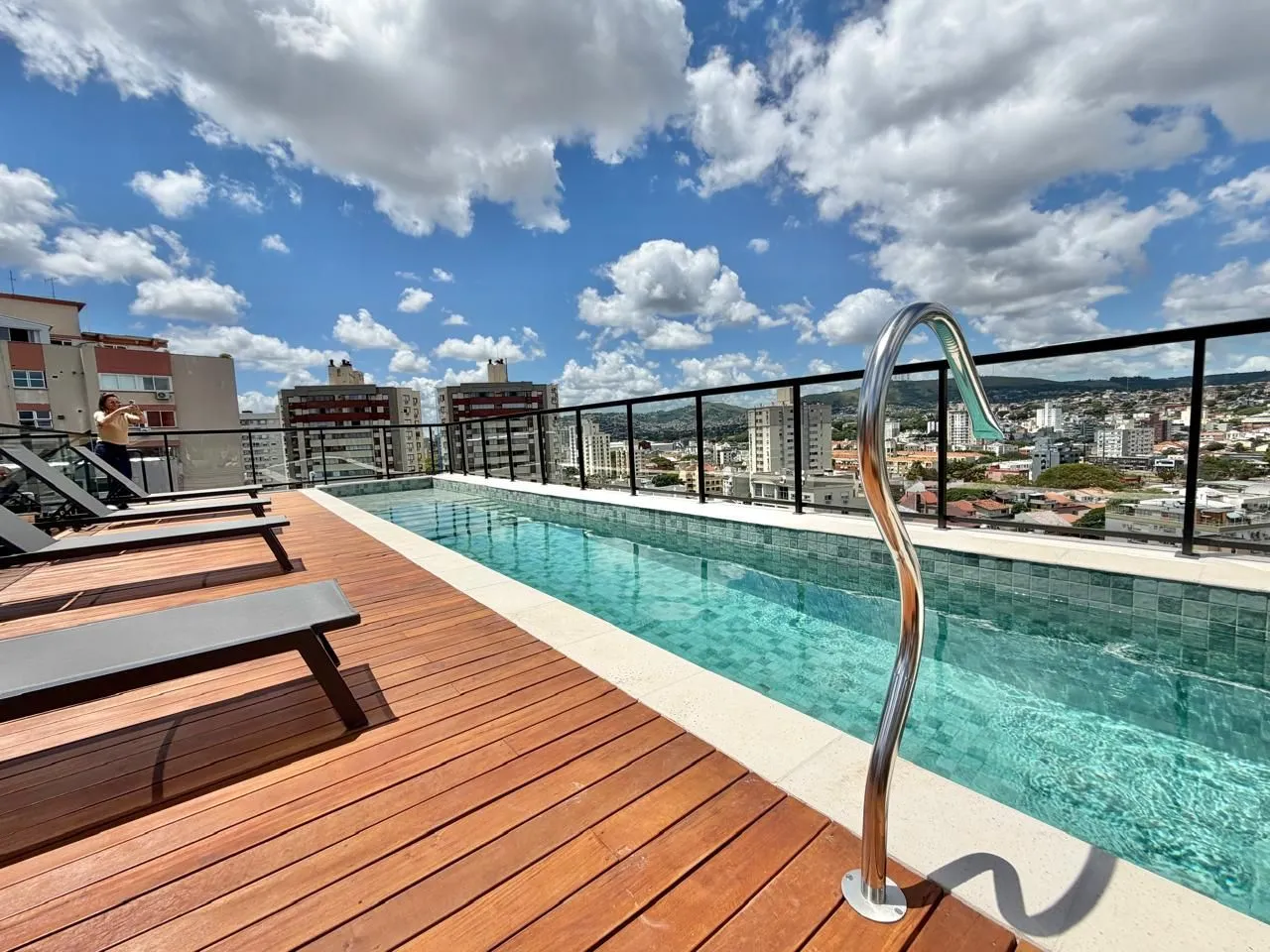Imagem Excelente apartamento a venda no ITA123, com 2 domitórios no bairro Jardim Botânico.