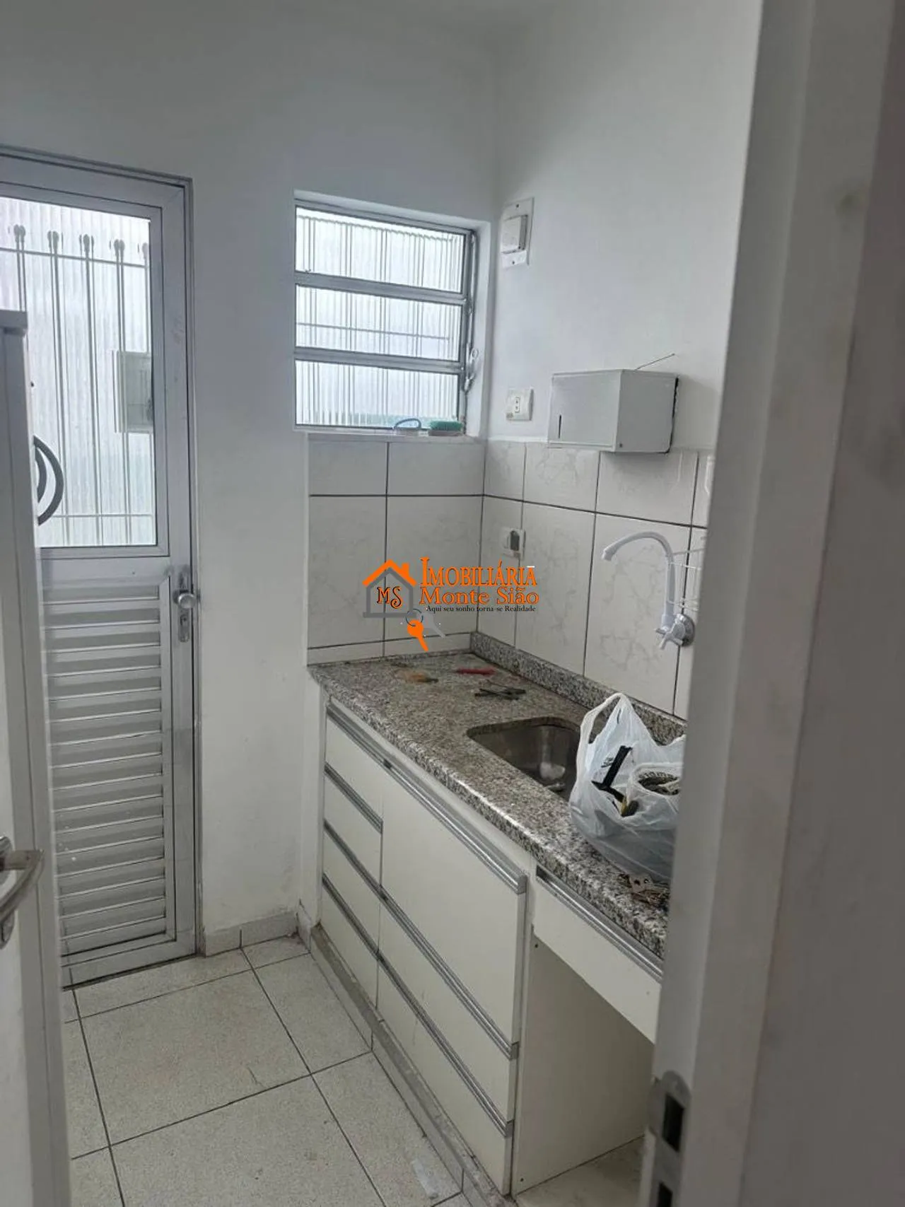 Imagem Sobrado com 2 dormitórios à venda, 169 m² por R$ 500.000,00 - Jardim Nova Cidade - Guarulhos/SP