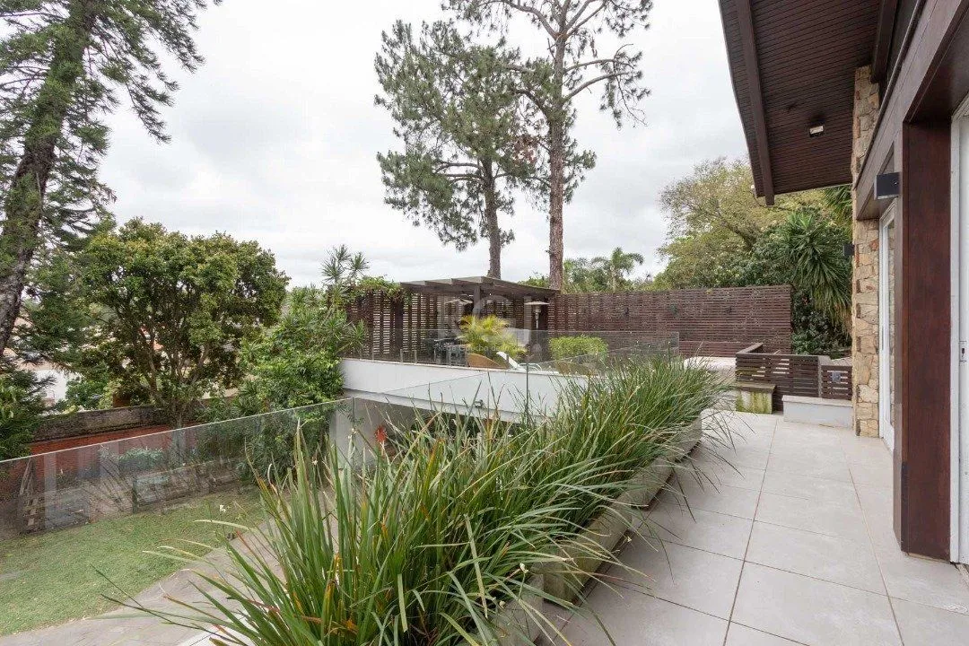 Imagem Casa para Venda - 800m², 3 dormitórios, sendo 3 suites, 4 vagas - Vila Assunção