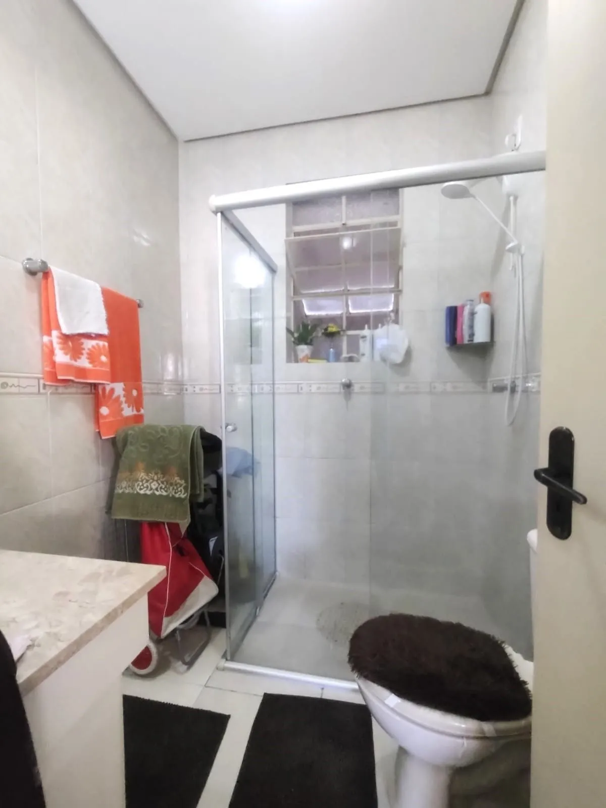 Imagem Apartamento 2 dormitórios semimobiliado próximo do Colégio Rosário