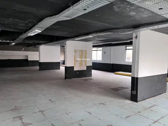 Imagem Loja Comercial para Locação na Bela Vista, São Paulo-SP: 3 Salas, 2 Banheiros, 12 Vagas de Garagem, 662m² de Área!