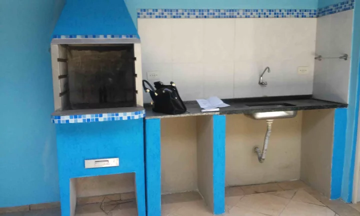 Imagem Casa meio lote - otima localização - Marafunda