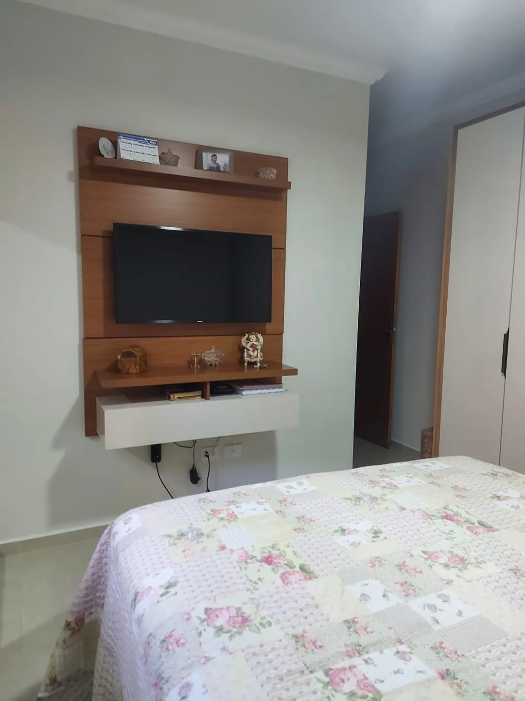 Imagem Casa à venda 2 Quartos, 1 Suite, 2 Vagas, 125M², Vista Alegre, Taubaté - SP