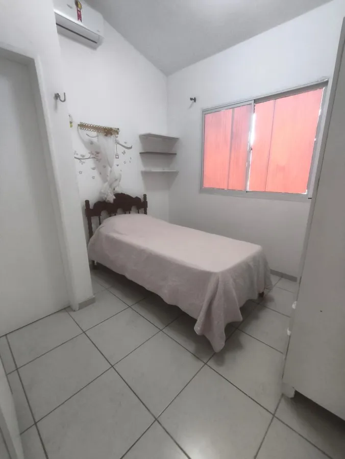 Imagem Casa para Venda em Fortaleza, Messejana, 2 dormitórios, 2 suítes, 3 banheiros, 2 vagas