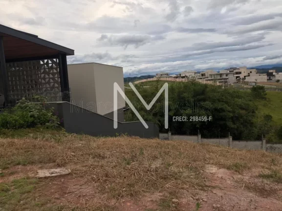 Foto do imóvel Terreno à venda 560m² Pequeno Declive - Condomínio Alphaville II - Urbanova