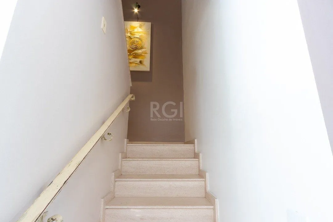 Imagem Casa Condominio para Venda - 240m², 4 dormitórios, sendo 1 suites, 2 vagas - Ipanema