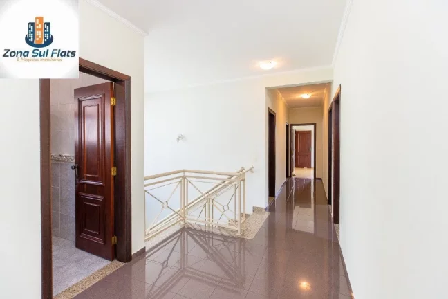 Imagem Casa à Venda No Planalto Paulista Com 4 Dormitórios Sendo 2 Suítes e 6 Vagas