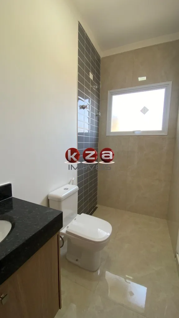 Imagem Casa em Condomínio de Alto Padrão em Valinhos-SP 3 suítes 2 salas 5 banheiros 223m² Village Santa Clara