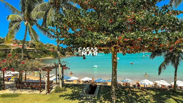 Imagem Casa Frente Mar para Temporada em Armação dos Búzios / RJ no bairro Ferradura