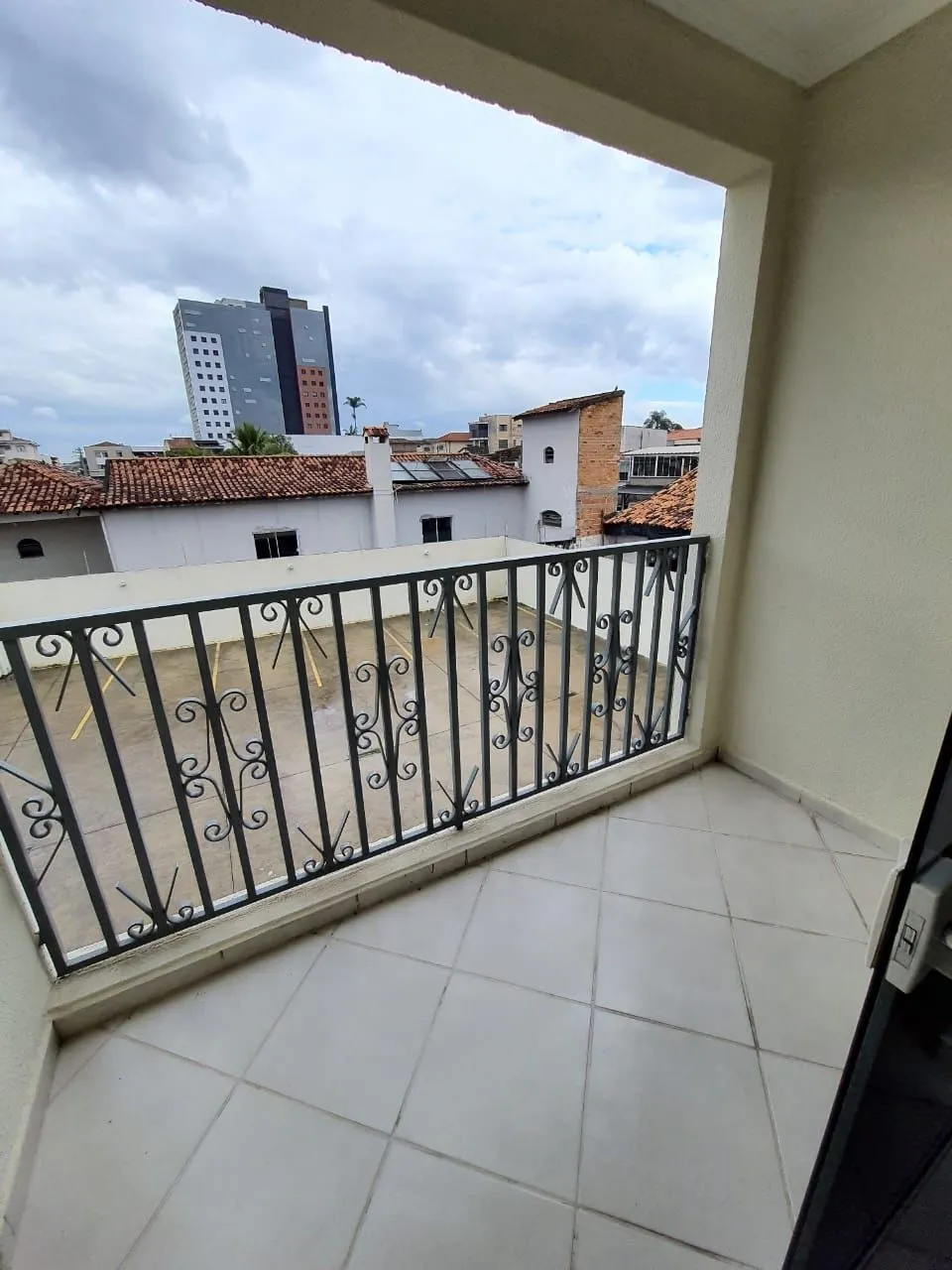 Imagem Apartamento à venda 1 Quarto, 1 Suite, 1 Vaga, 54M², Santana, Pindamonhangaba - SP | Edifício Padrão Centro